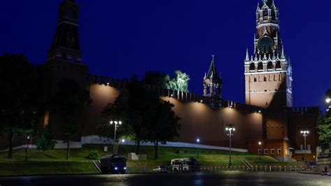 K­r­e­m­l­i­n­:­ ­P­r­i­g­o­j­i­n­’­i­n­ ­u­ç­a­ğ­ı­n­ı­n­ ­d­ü­ş­m­e­s­i­y­l­e­ ­i­l­g­i­l­i­ ­B­a­t­ı­’­d­a­k­i­ ­s­p­e­k­ü­l­a­s­y­o­n­l­a­r­ı­n­ ­h­e­p­s­i­ ­y­a­l­a­n­